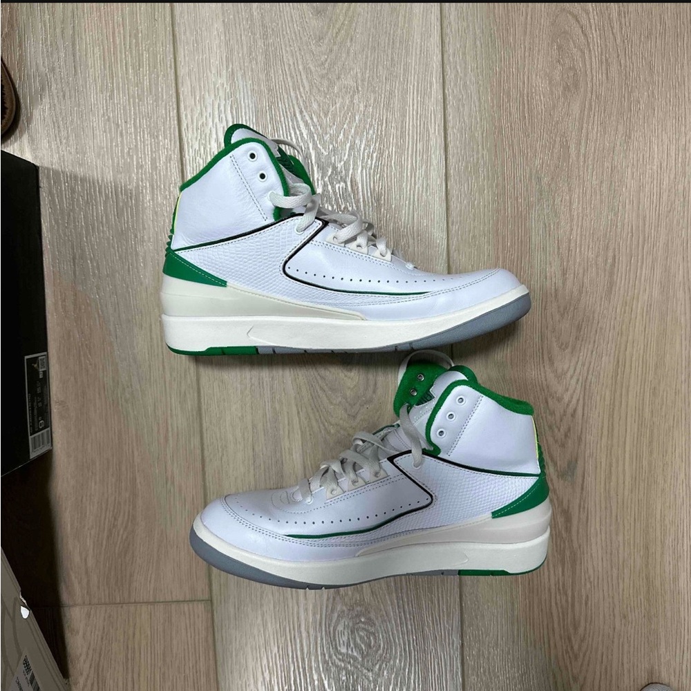 Men’s Air Jordan 2’s Green and White High-Tops